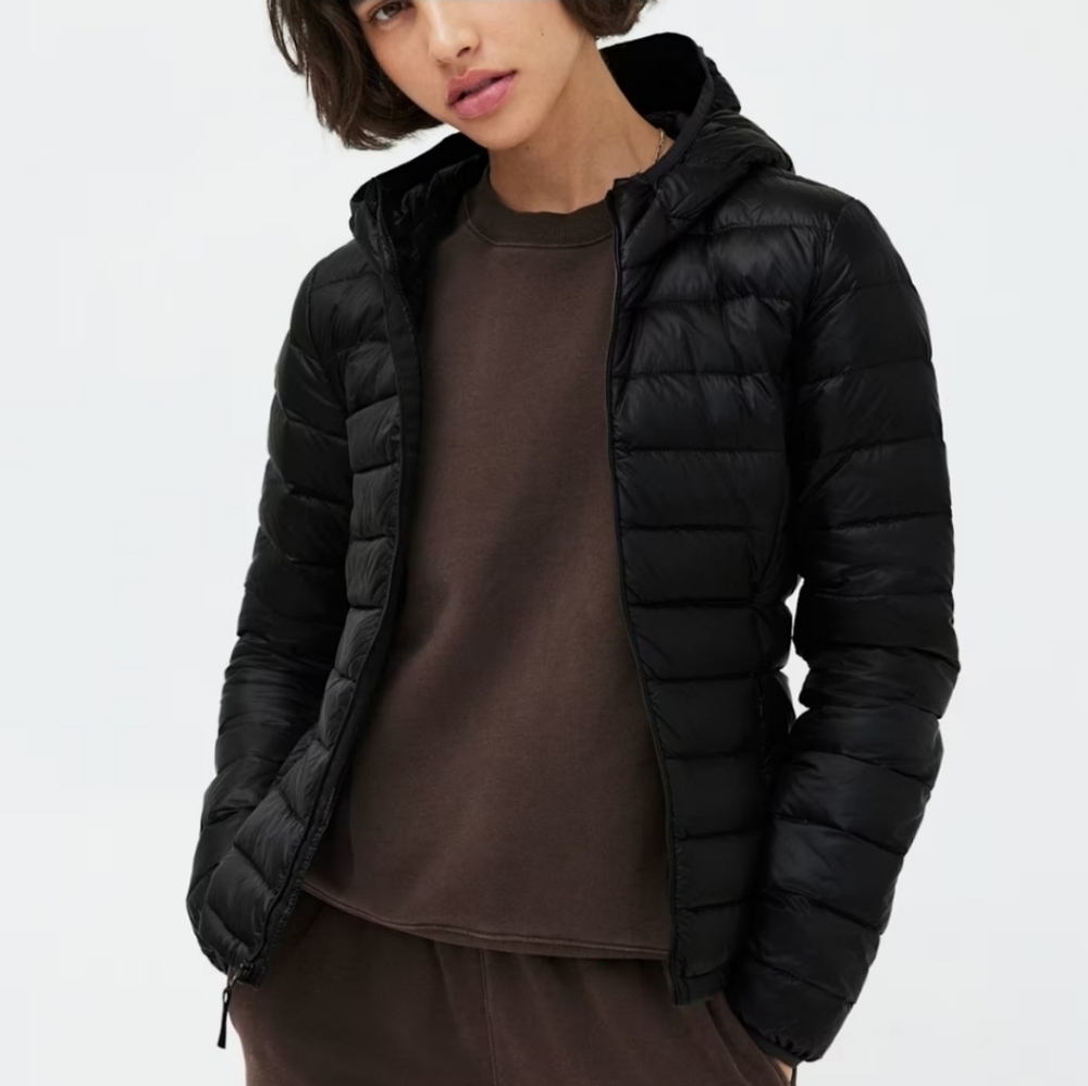 TNA Botanie Puffer Short Black Goose Down Packable XS Aritzia